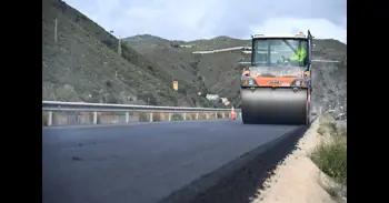 La Junta adjudica dos contratos por 17,5 millones para renovar el firme de carreteras autonómicas en Granada