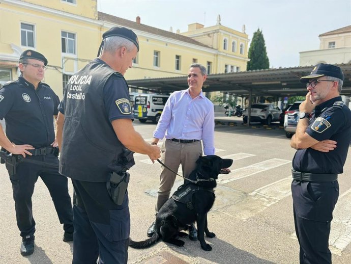 La Policía Local de Castelló de la Plana pone en marcha una campaña especial de prevención y control de drogas en entornos escolares