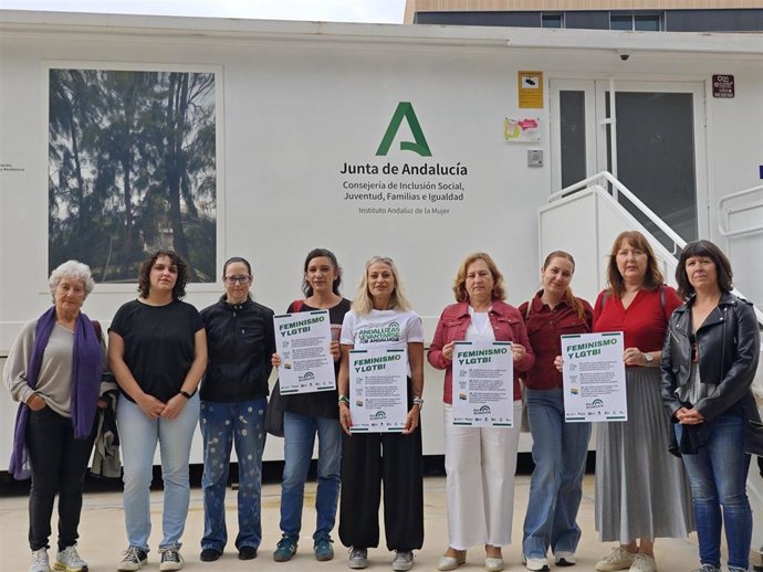 Por Andalucía se reivindica como una fuerza feminista "que pelea por los derechos de las mujeres".