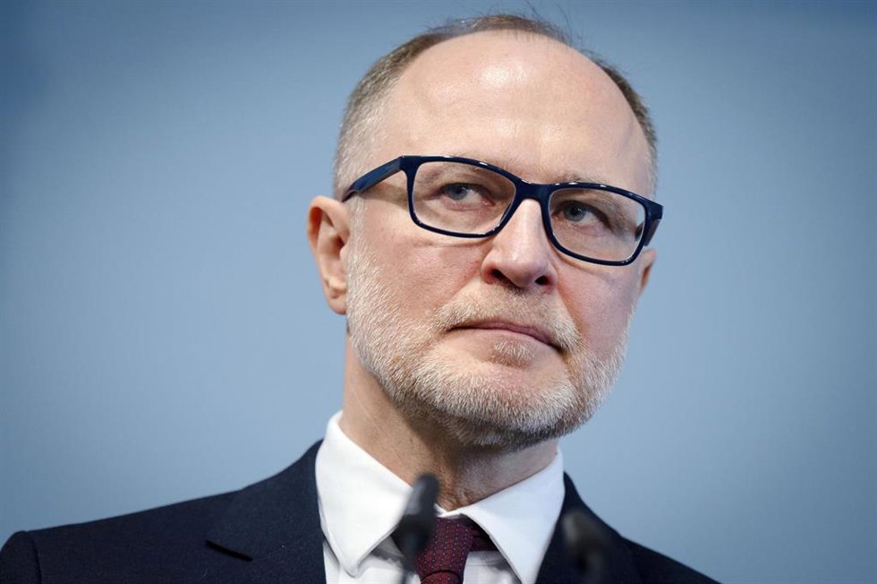 Archivo - El ministro de Defensa de Letonia, Andris Spruds