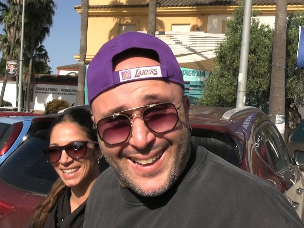 Kiko Rivera, de lo más sonriente junto a Lola García tras el acercamiento entre Isabel Pantoja e Isa