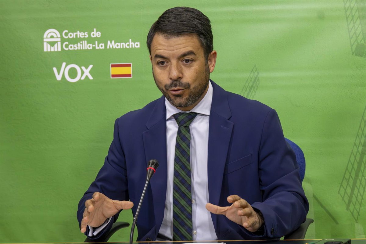 Vox C-LM pedirá en las Cortes que los profesores recuperen la autoridad con  protección jurídica  y  protocolos claros 
