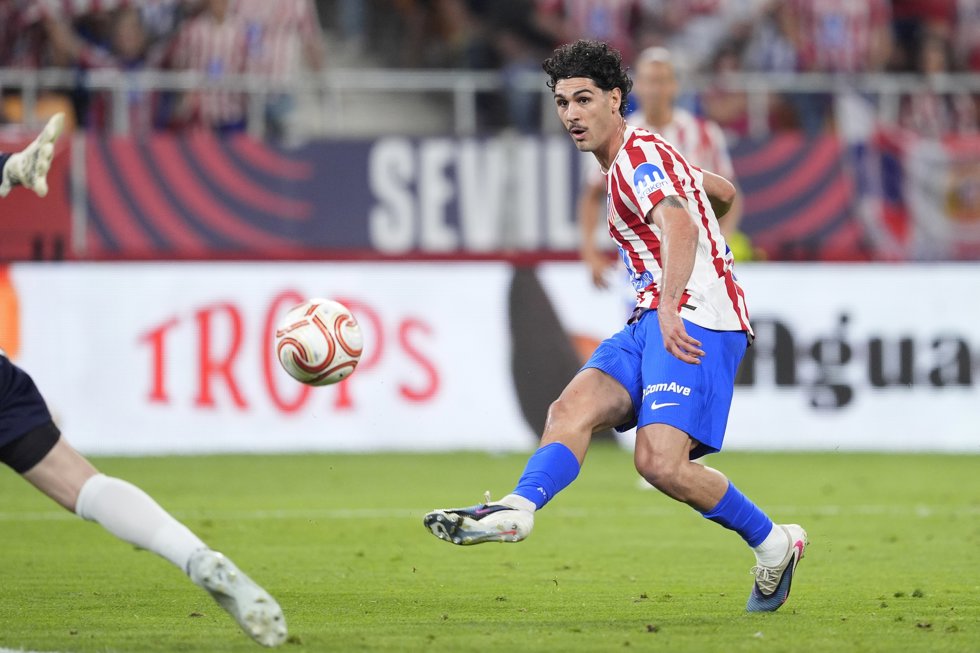 Johnny Cardoso con el Atlético de Madrid