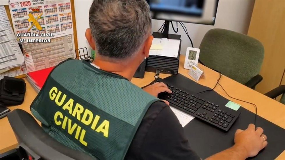 Archivo - Agente de la Guardia Civil.