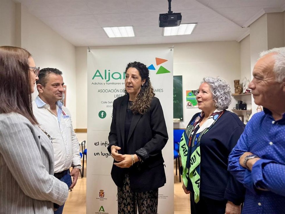 Reunión de Ana Mata con responsables de Aljama