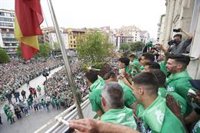 El balcón del Ayuntamiento acogería la celebración del ascenso del Racing "como siempre"