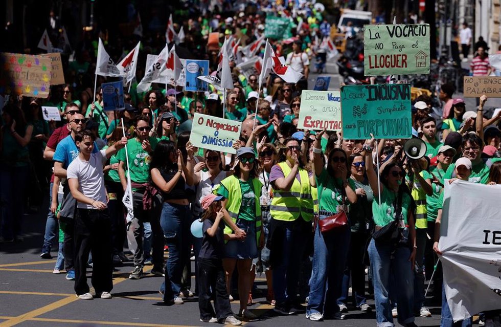 Imagen de la manifestación de profesorado en València.