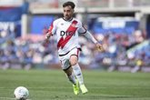 Foto: Fútbol.- Almeida ve "lo más razonable" es que el Rayo instale pantallas en su estadio para la final de la Conference