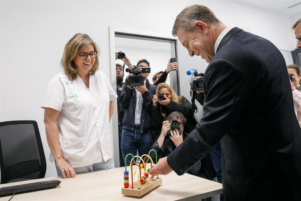 El presidente de Castilla-La Mancha, Emiliano García-Page, inaugura el nuevo Centro de Salud número 3 de la ciudad.