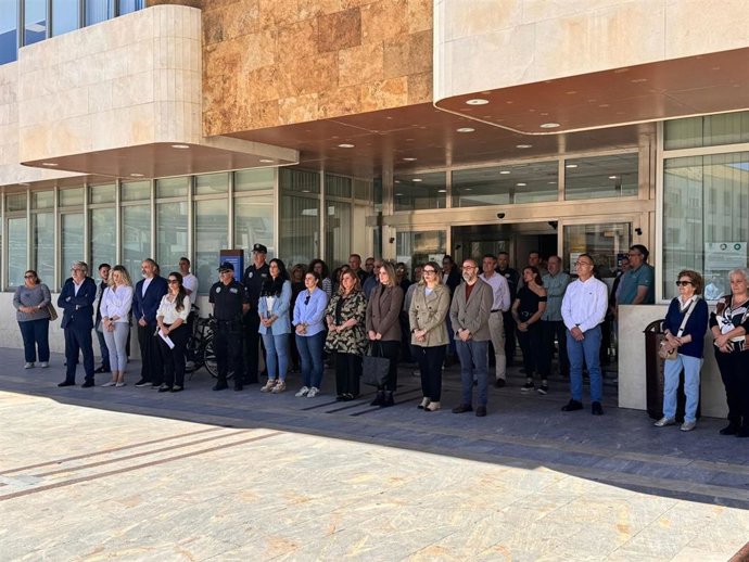 El Ayuntamiento de San Javier guarda un minuto de silencio en memoria de José Ballesta, alcalde de Murcia