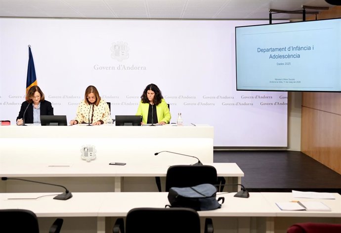 Cervós, Marín i Mas durant la roda de premsa 