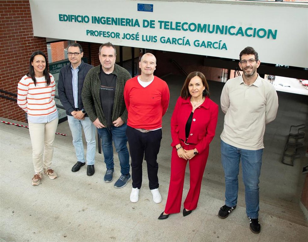 Equipo impulsor del proyecto que logra el premio de Innovación Docente