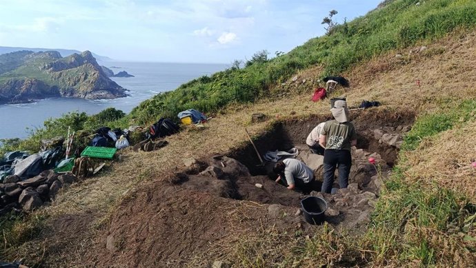 Excavación en las islas Cíes.