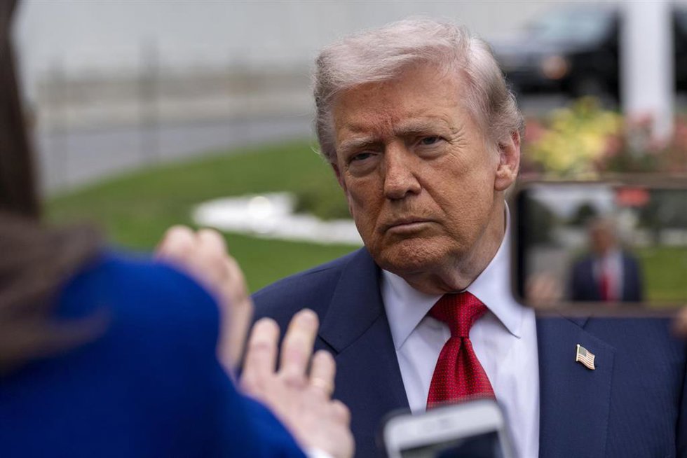 El presidente de EEUU, Donald Trump, ofrece declaraciones a la prensa. 