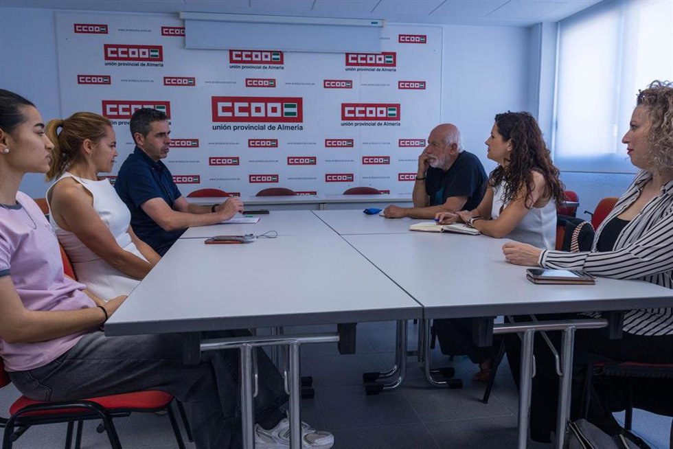 Reunión entre CCOO y miembros de la candidatura de Por Andalucía en Almería.