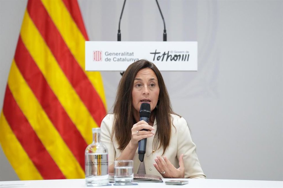 Archivo - La consellera de Educación y FP, Esther Niubó