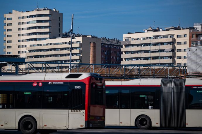 Archivo - Autobusos al Centre de Control de Transports Metropolitans de Barcelona