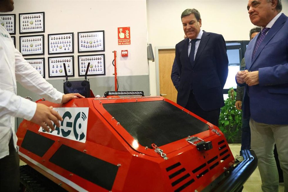 Carlos Fernández Carriedo, durante la inauguración del foro `Aplicaciones de la Robótica en la Agricultura´