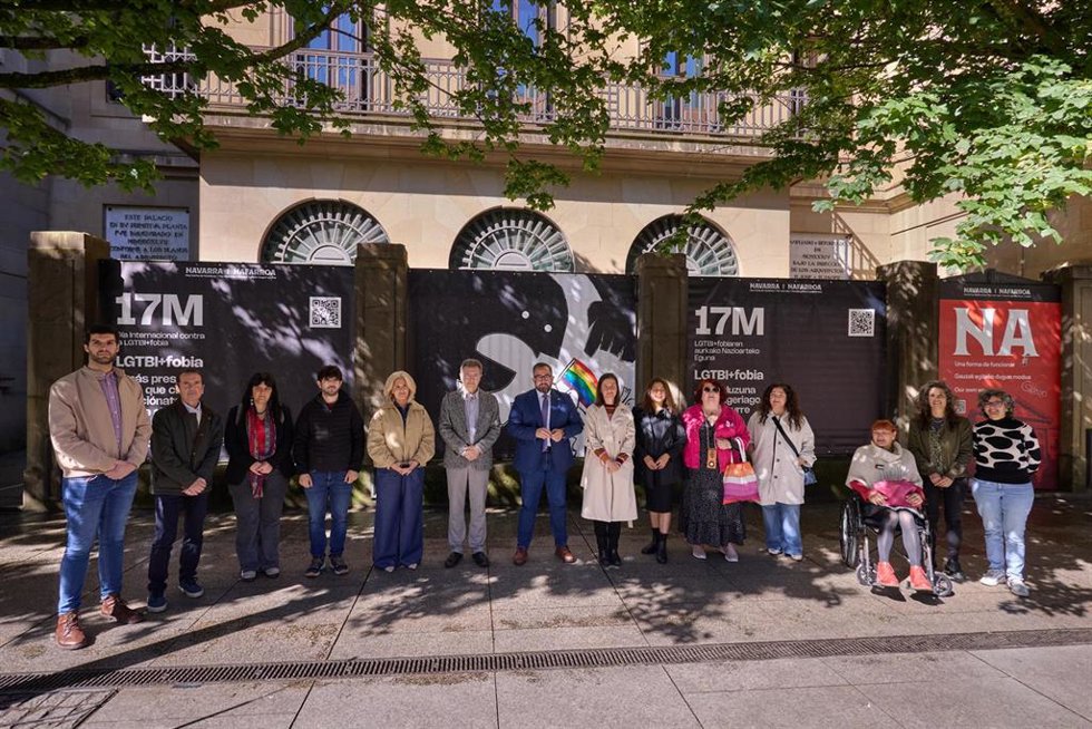 Presentación de la campaña del Gobierno de Navarra con motivo del Día Internacional contra la LGTBI+fobia