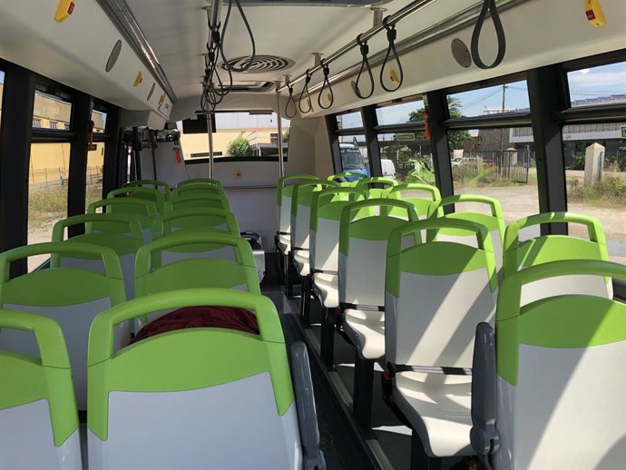 Archivo - Arxiu - Interior d'un autobús