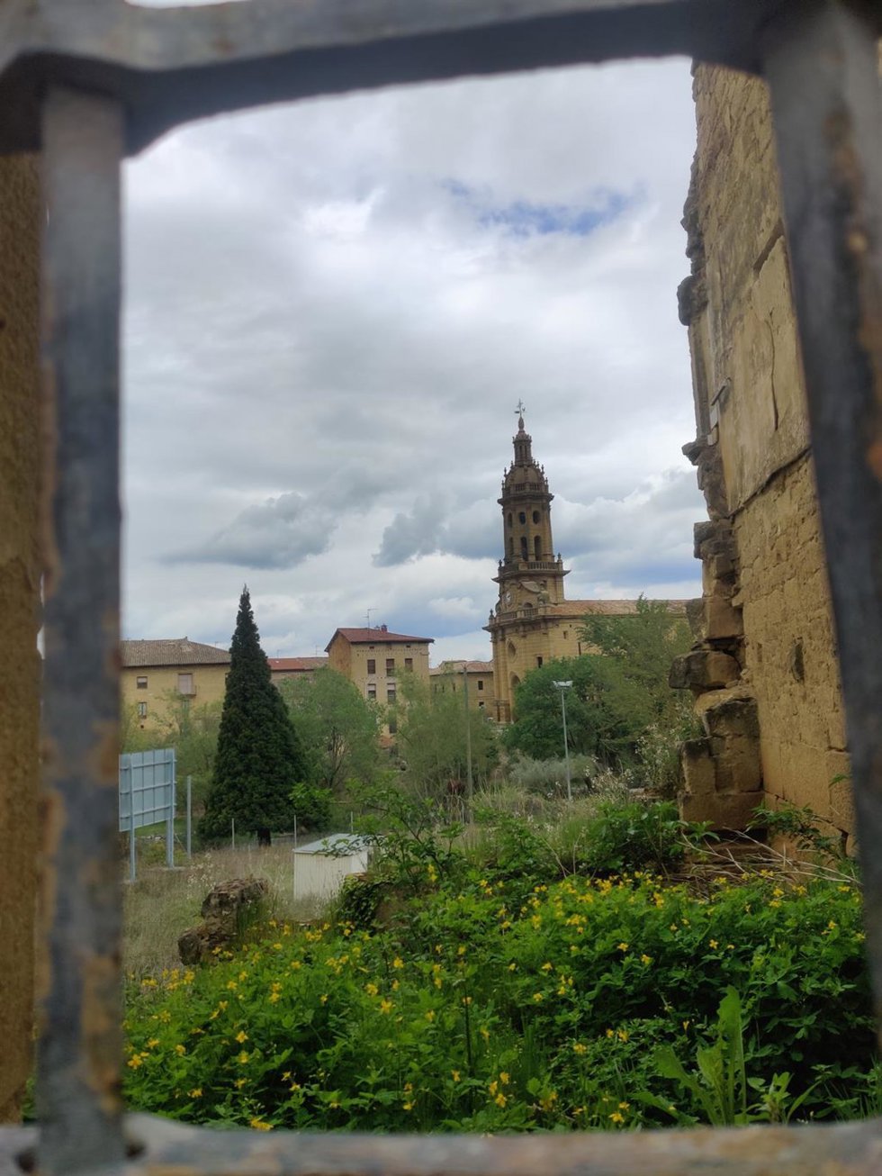 Archivo - Cuzcurrita de Río Tirón (La Rioja)