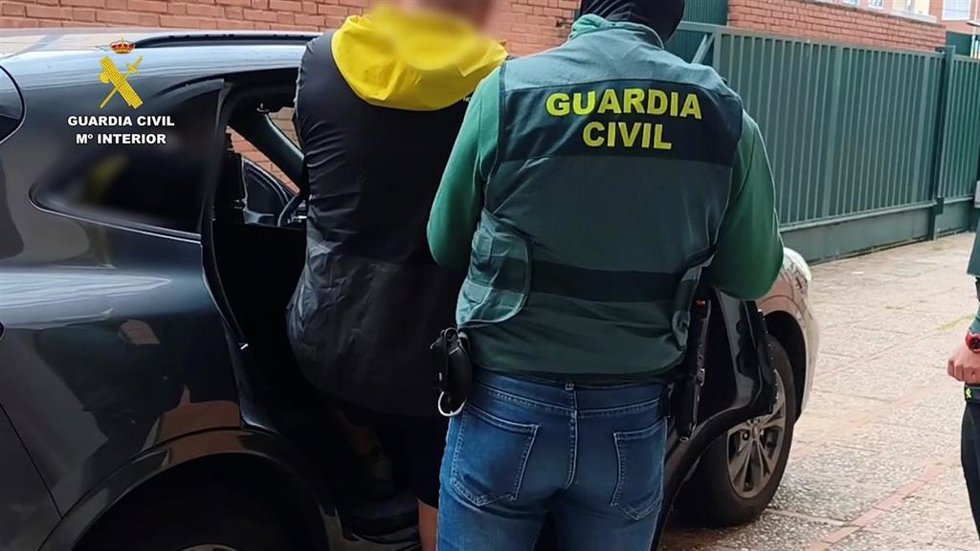 Una operación de la Guardia Civil contra el tráfico de drogas en la comarca de Benavente se salda con tres detenidos y la aprehensión de 550 gramos de 'speed'