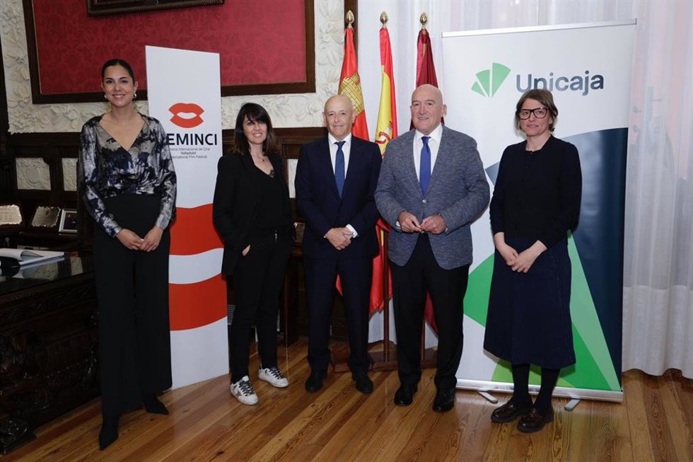El Ayuntamiento de Valladolid y Unicaja renuevan el convenio de patrocinio de Seminci para 2026