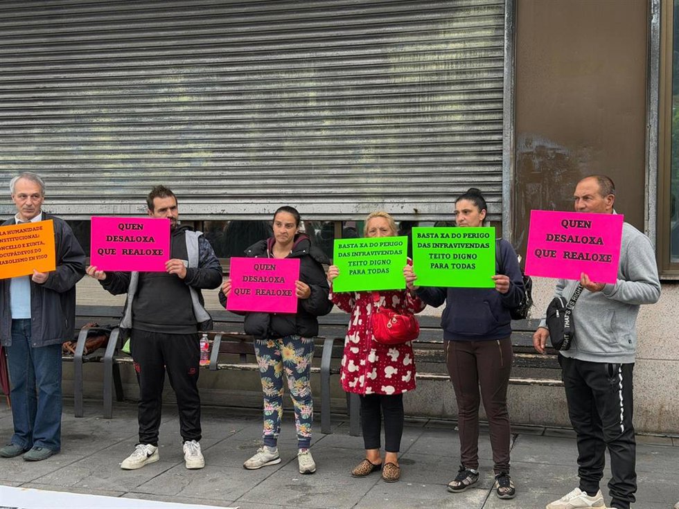 Imagen de las familias desahuciadas.