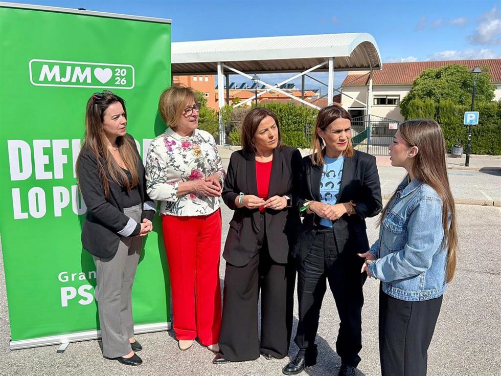 El PSOE se compromete a mejorar la educación pública de calidad con 2.000 docentes más para Granada, bajada de ratios y una Ley de Inclusión Educativa
