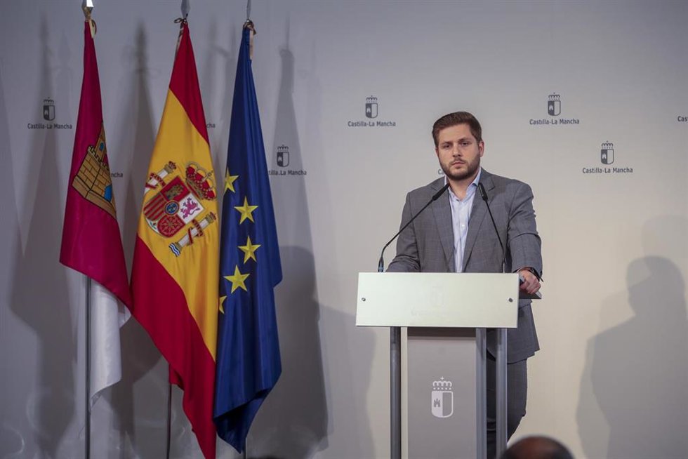 Toledo, 12 de mayo de 2026.- El consejero de Fomento, Nacho Hernando, ha informado de los acuerdos alcanzados en Consejo de Gobierno relacionados con su departamento. (Fotos: A. Pérez Herrera // JCCM)