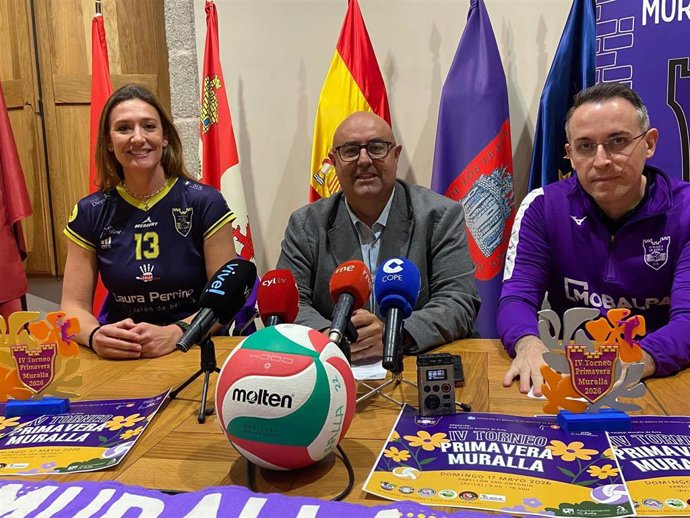 Laura Maíllo, Carlos López y Pompeyo Rodríguez, durante la presentación del torneo.