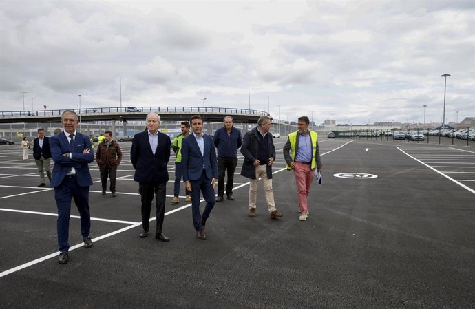 Inauguración del triángulo curvilíneo de Raos.