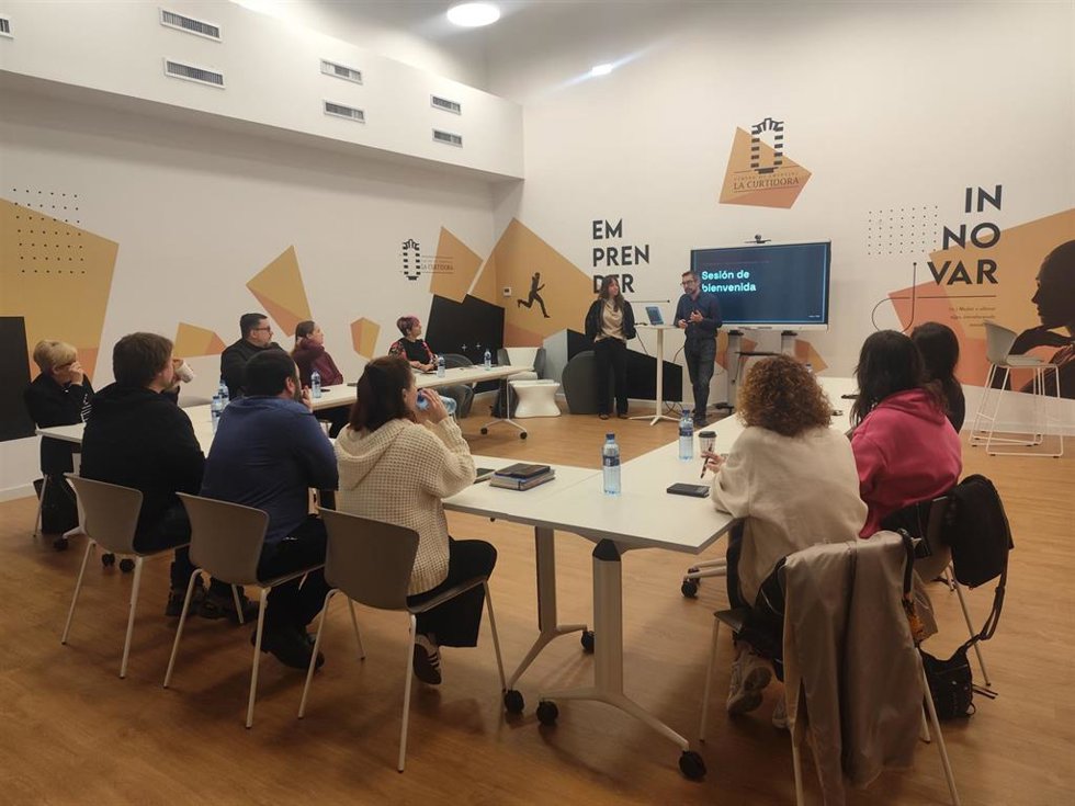 Una decena de empresas participan en la sexta edición del Programa Mentor.