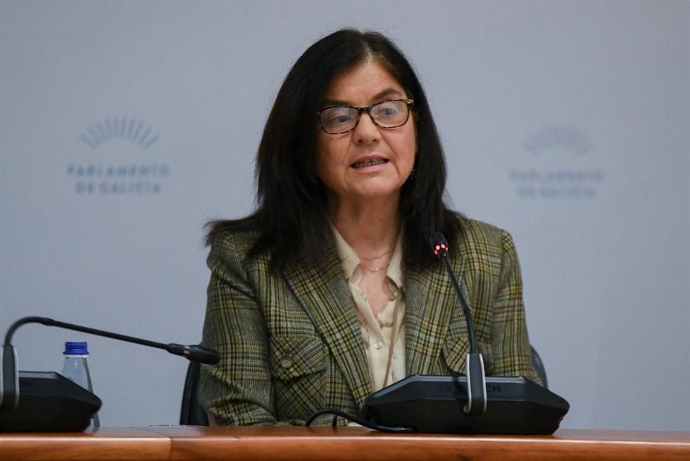 La directora do Instituto Tecnolóxico para o Control do Medio Mariño (Intecmar), Covadonga Salgado, en comisión parlamentaria