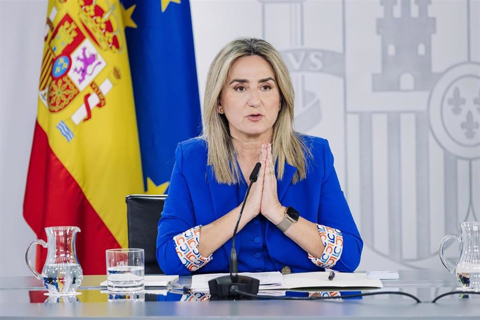 La ministra de Educación, Formación Profesional y Deportes, Milagros Tolón, interviene durante la rueda de prensa posterior al Consejo de Ministros, a 12 de mayo de 2026, en Madrid (España).