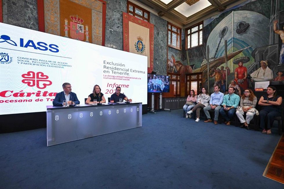 Presentación en el Cabildo de Tenerife de la sexta edición del informe Exclusión Residencial Extrema en la isla