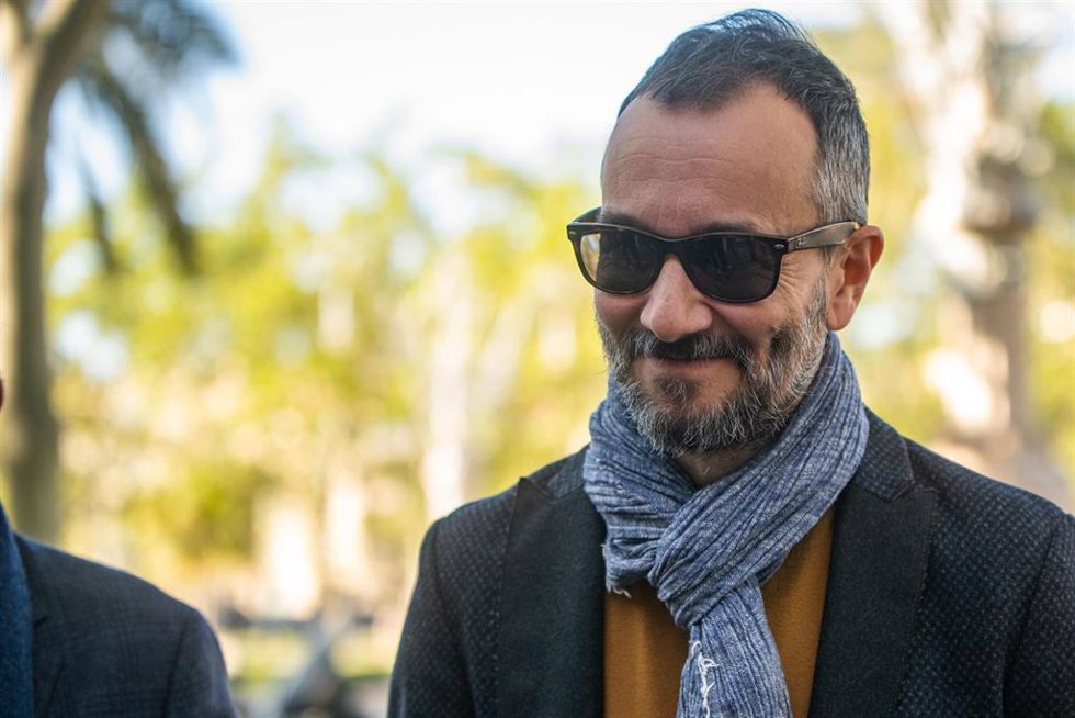 El humorista Jair Domínguez a su llegada a la Audiencia de Barcelona, a 14 de abril de 2026, en Barcelona, Catalunya (España)
