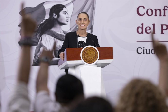 La presidenta de México, Claudia Sheinbaum, durante una rueda de prensa, a 8 de mayo de 2026, en Ciudad de México (México). 