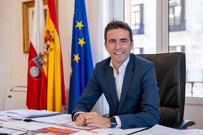 Pedro Casares.