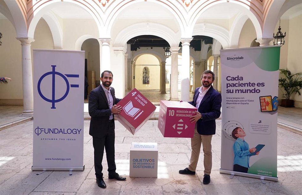 Archivo - El director general de Fundalogy, Javier de Pro, y el CEO de Sincrolab, Ignacio de Ramón.