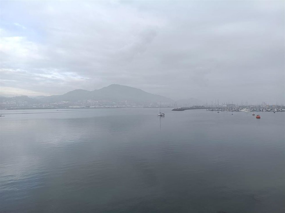 Niebla en la costa vizcaína