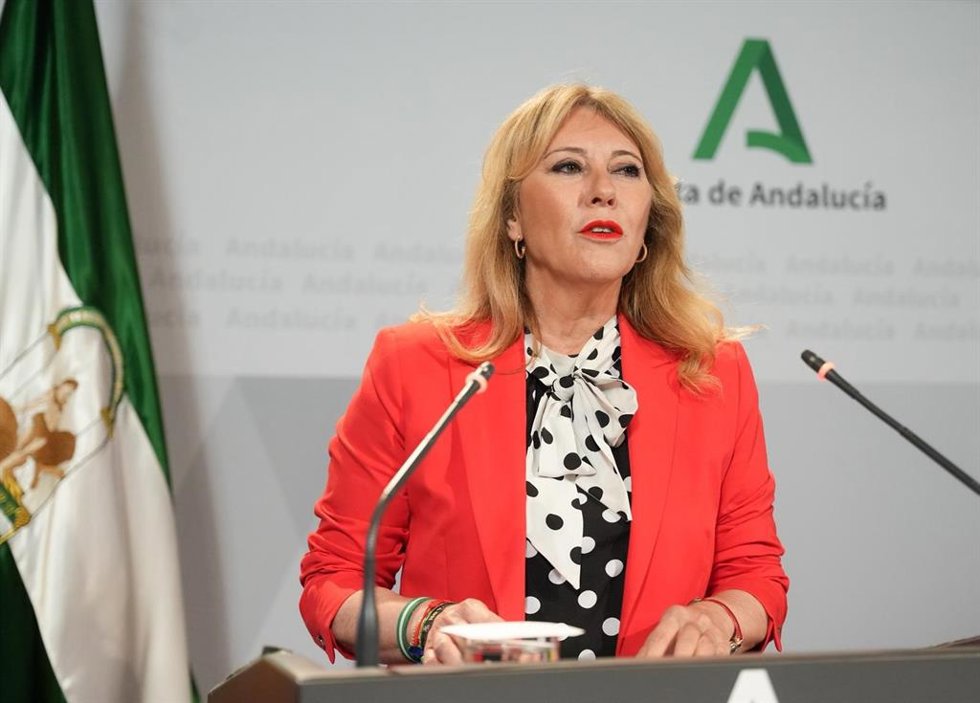 La consejera portavoz, Carolina España, en la rueda de prensa posterior al Consejo de Gobierno del 12 de mayo de 2026.