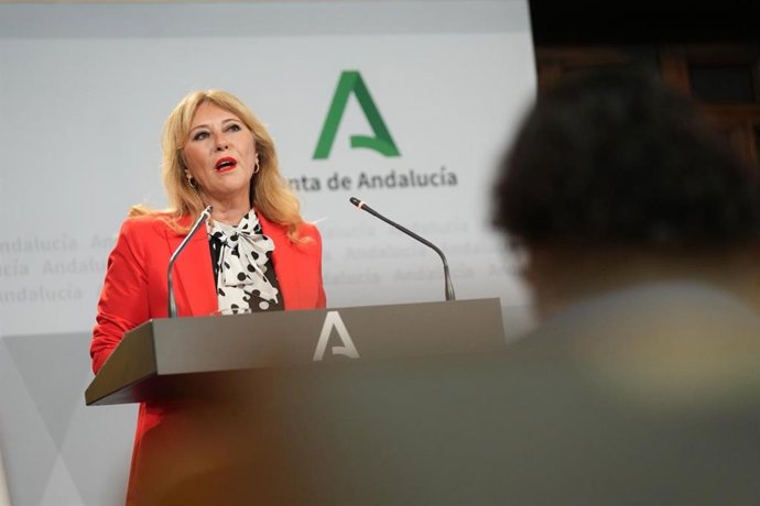 La consejera portavoz de la Junta de Andalucía, Carolina España, en la rueda de prensa posterior al Consejo de Gobierno del 12 de mayo de 2026.