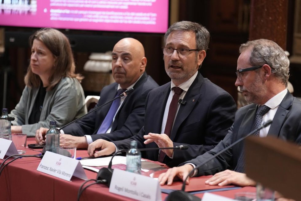 El conseller de Política Lingüística de la Generalitat, Francesc Xavier Vila, duranteel diálogo sobre el catalán en la justicia organizado por el ICAB