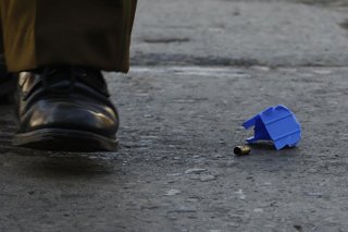 Santiago, 4 de agosto de 2022. Un camion con alimentos fue asaltado por delincuentes a balazos entre las calles San Pablo y maipu, en las cercan as de Plaza Yungay. Tras el delito, los sujetos fueron repelidos por carabineros e escasas cuadras del lugar,