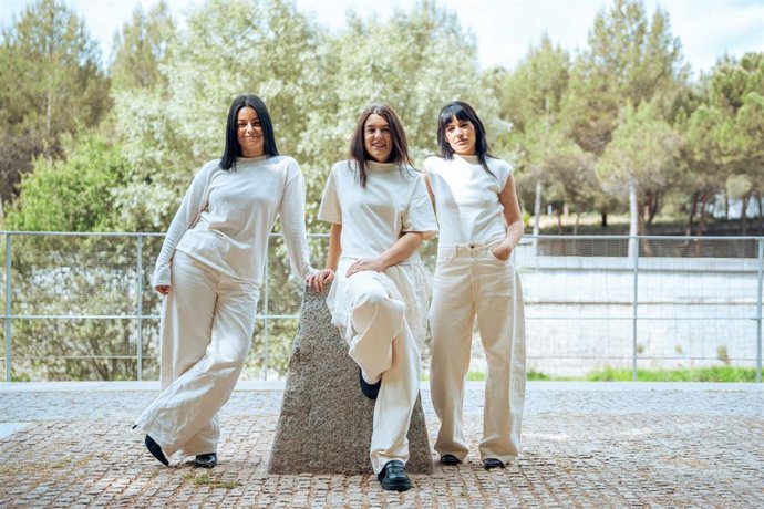 El trío gallego Tanxugueiras, conformado por Aida Tarrío y las hermanas gemelas Olaia y Sabela Maneiro