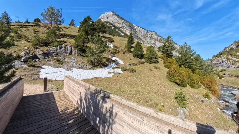 El Ayuntamiento de Aísa acerca el Camino de Santiago Francés a personas con movilidad reducida