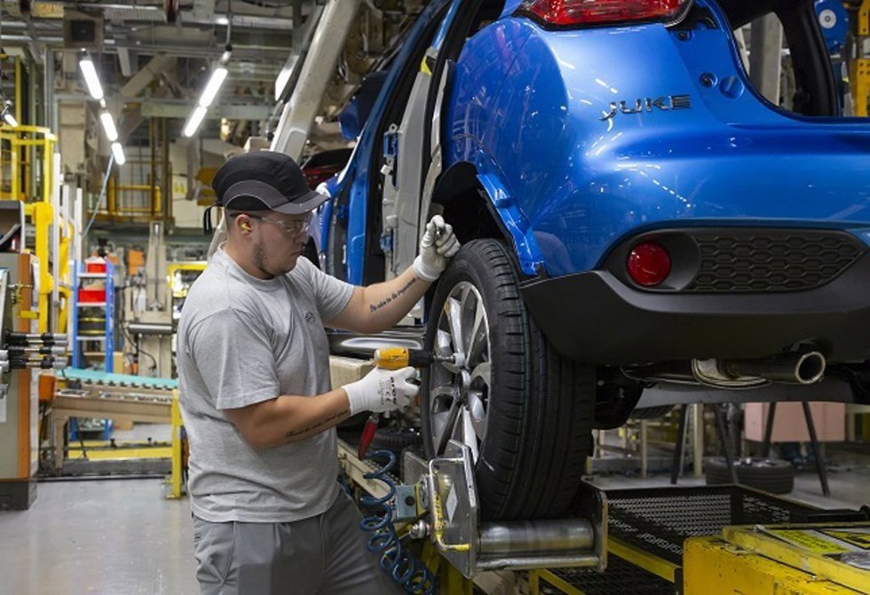 Archivo - Planta de producción de Nissan en Reino Unido