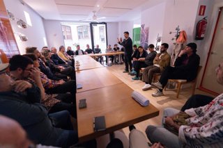 Encuentro del PSOE de Granada con agentes y colectivos de la industria cultural granadina.