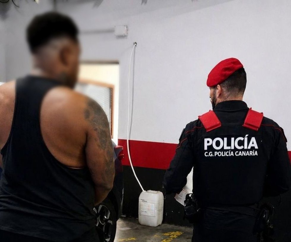 La Policía Autonómica detiene en Gran Canaria a un hombre por incumplir una orden de alejamiento por violencia doméstica